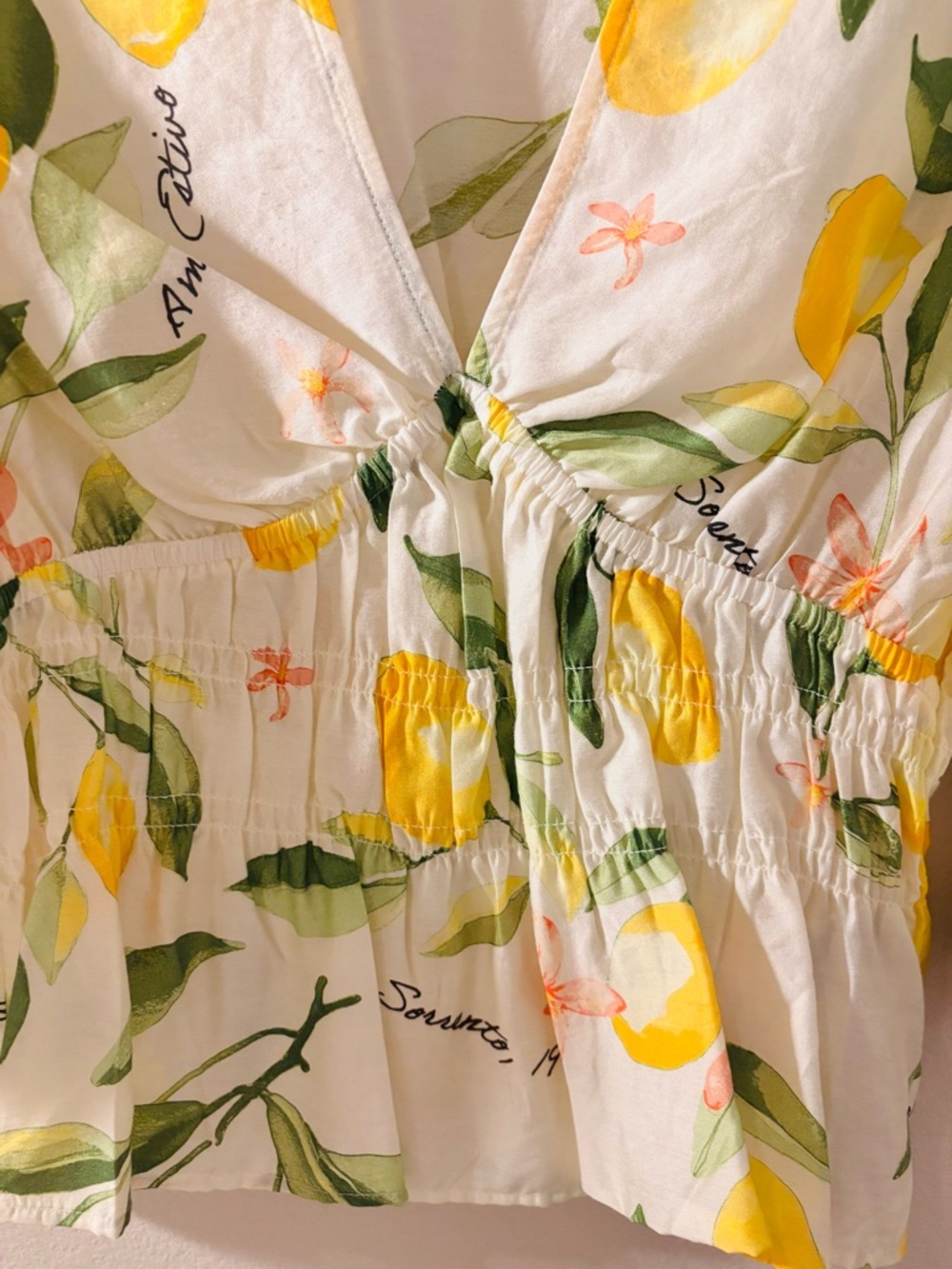 H&M Lemon-Print Puff Sleeve Blouse – Size M - Picture 6 of 9